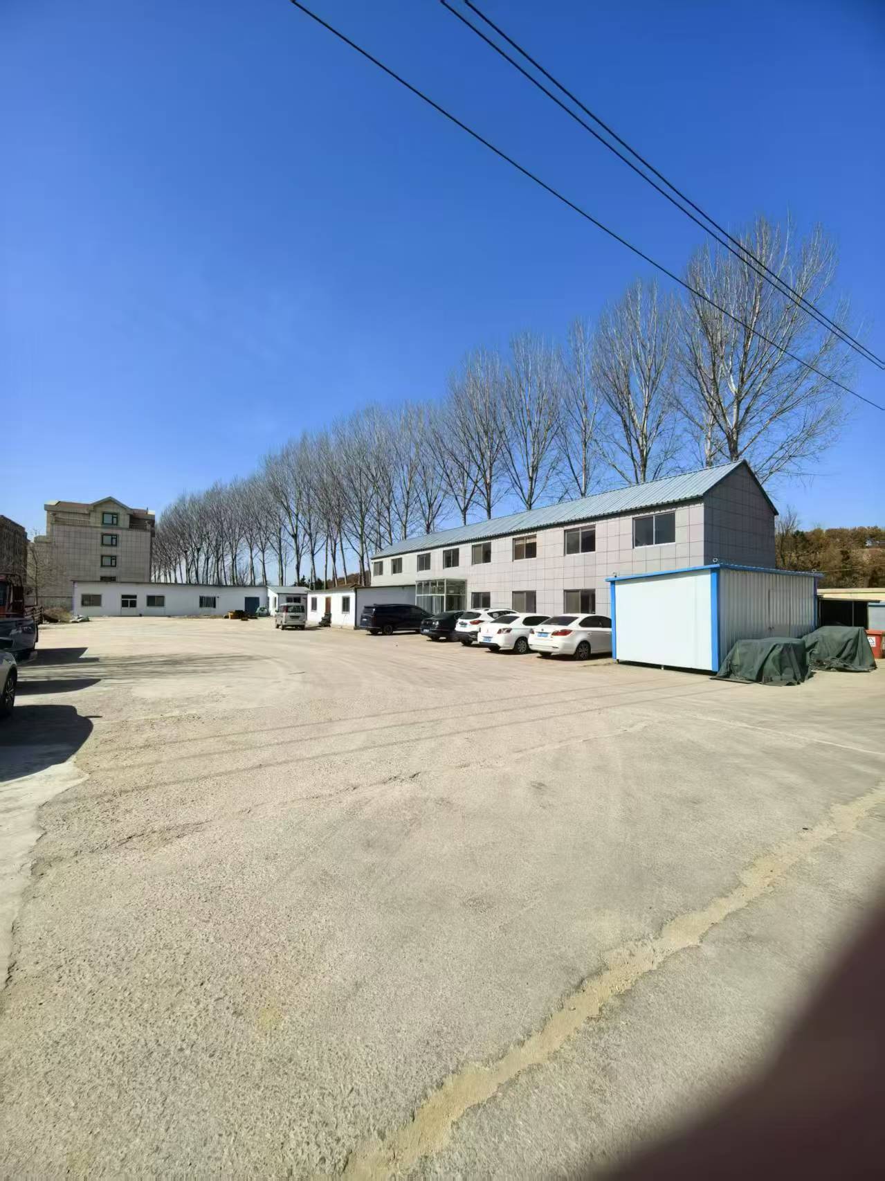 文登開發(fā)區(qū)廣州路東首倉庫露天場地租賃
