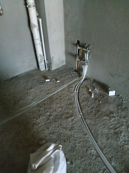 承接水電暖全包改下水砸墻扣地開(kāi)槽打水鉆測(cè)漏，門(mén)窗等等誠(chéng)信為本