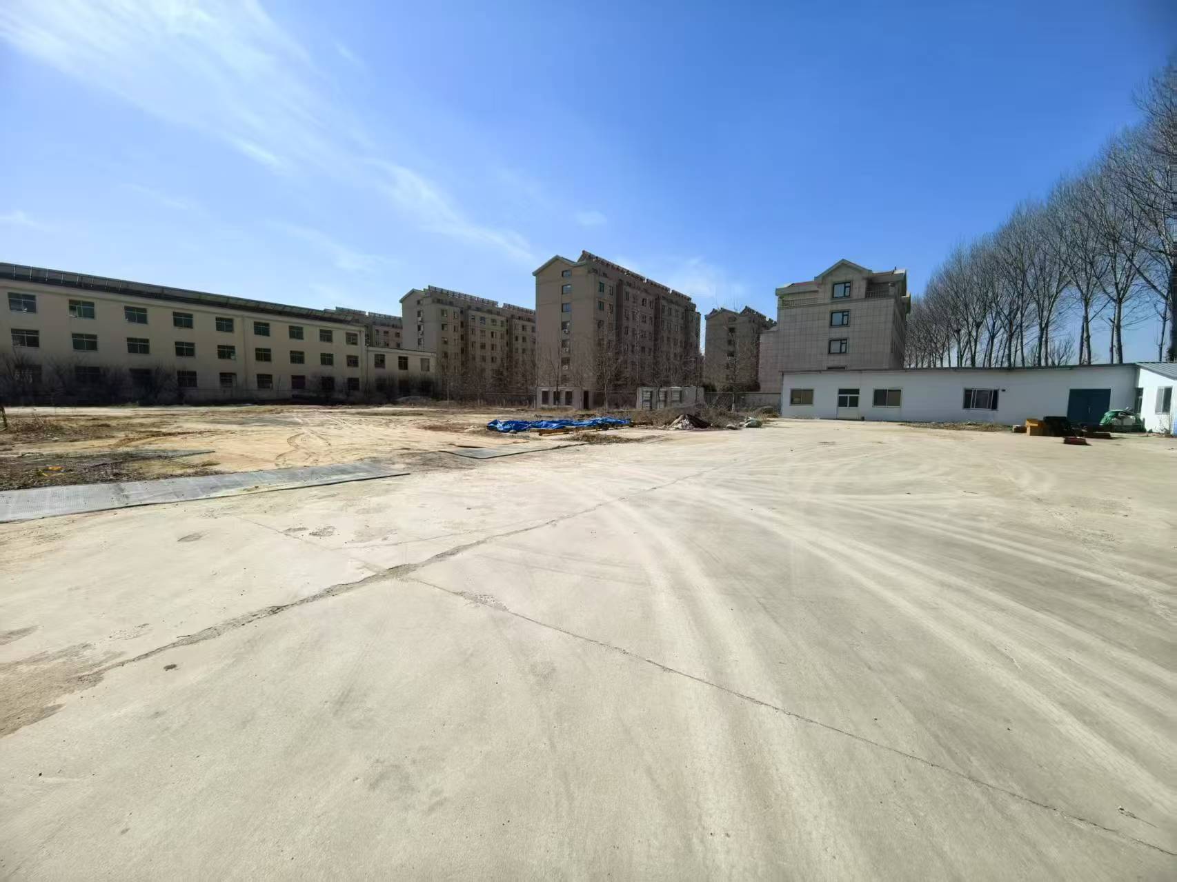 文登開發(fā)區(qū)廣州路東首倉庫、露天場地租賃